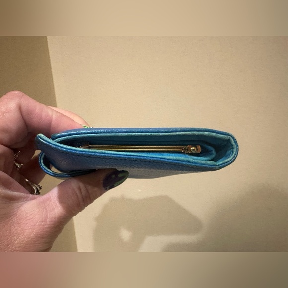 Chanel Cobalt Blue Caviar Leather Kisslock Bifold Vintage Wallet W/Box - Picture 3 of 12